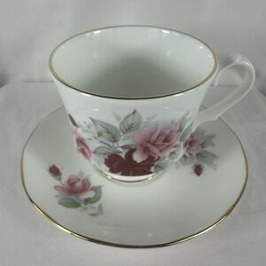 Royal Windsor English Bone China Teacup & Saucer Set Pink Cabbage Rose‎